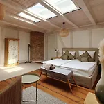 Stadtvilla An der Viergelindenbrücke