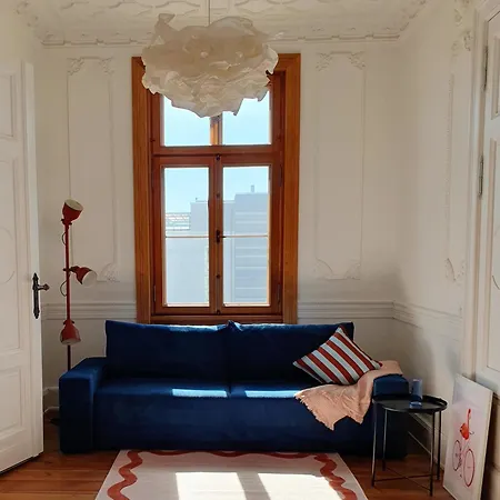 Homestay Stadtvilla An Der Viergelindenbruecke Rostock