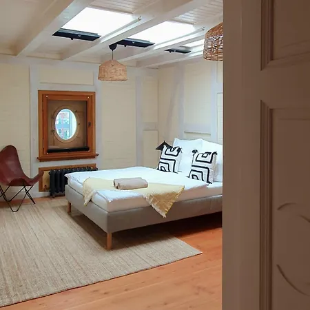 Stadtvilla An Der Viergelindenbruecke Homestay *