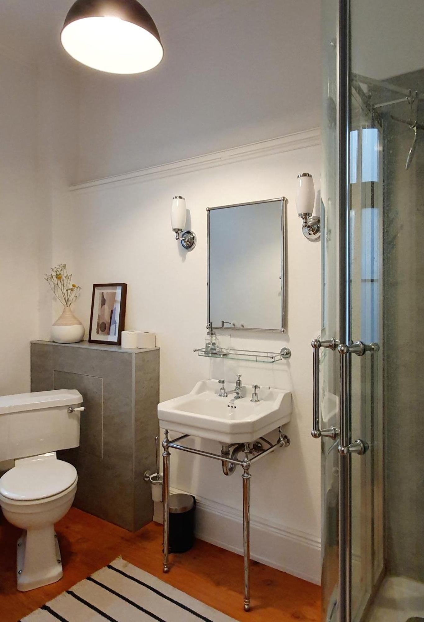 Stadtvilla An Der Viergelindenbrücke *