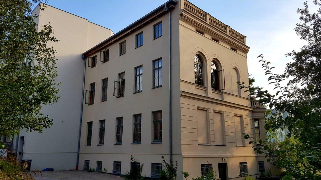 Stadtvilla An Der Viergelindenbrücke *